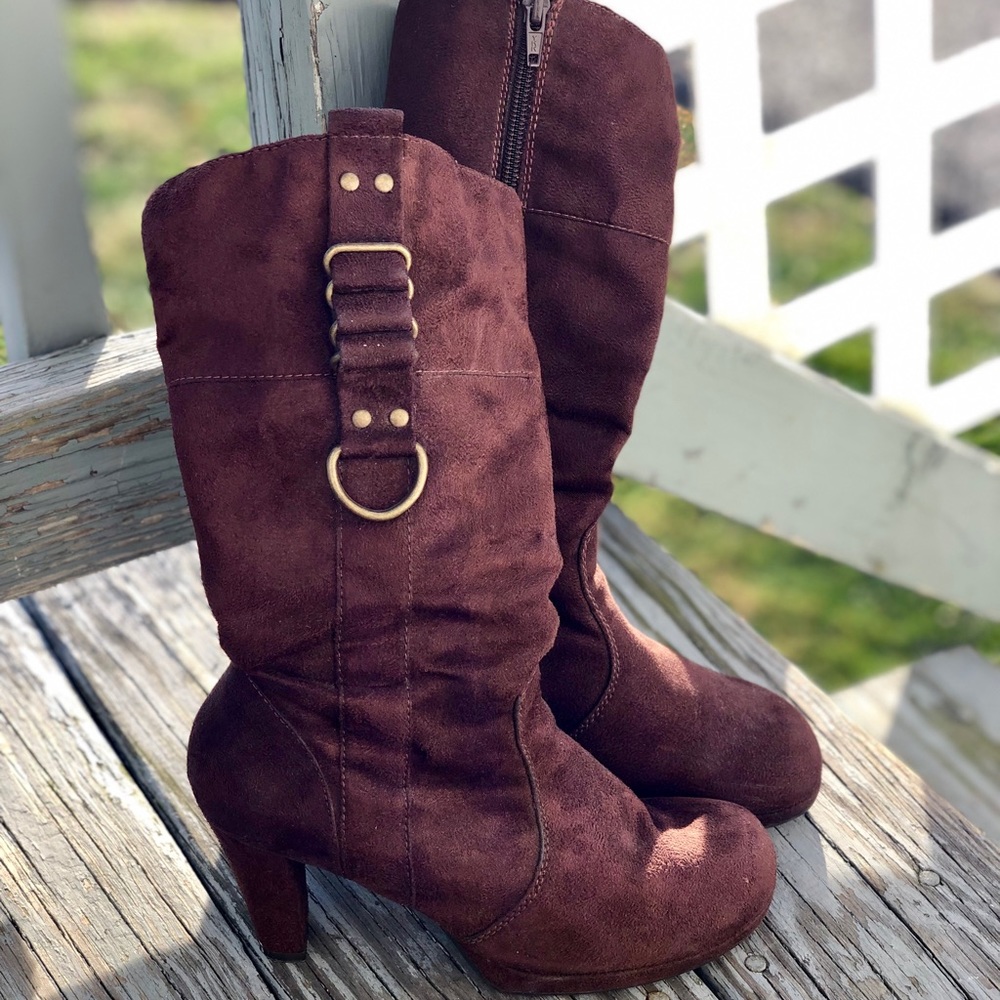 Women’s Skechers Brown Heeled Faux Suede Boots